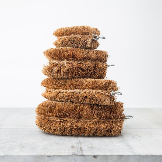 Tawashi vegetable brush - classic size - by Lucky Hedgehog